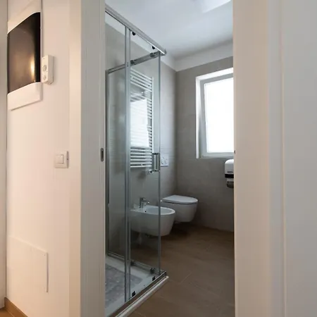 Italica Apartment